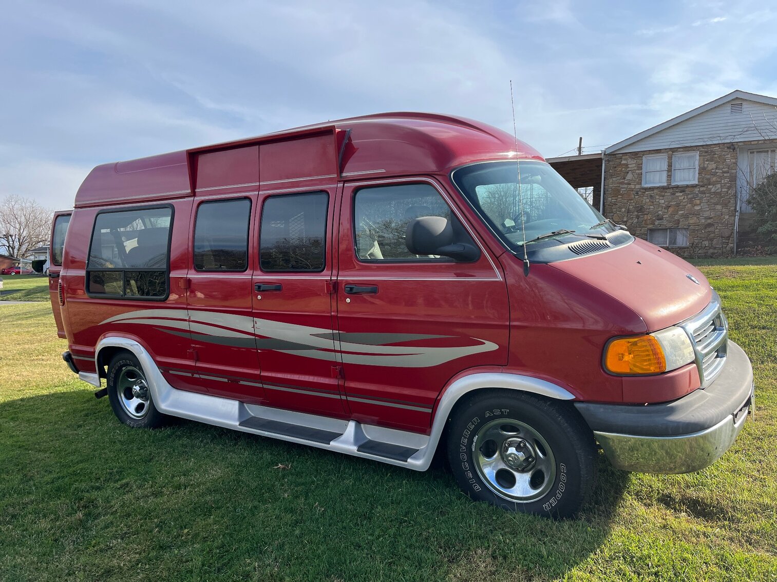 Image for Fairmont, WV – Estate Car Auction: ’98 Lincoln & ’03 Dodge Ram 1500 Handicap Conversion Van