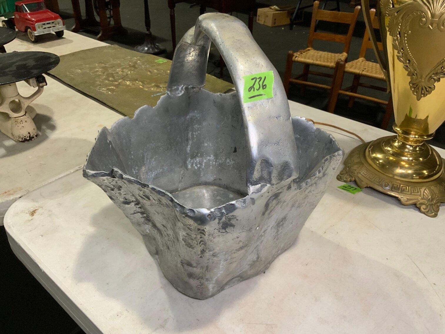 Image for Slag Glass Lamps, Advertising, Longaberger, Metal Toys, Vintage Games, Antique Furniture, Bottles