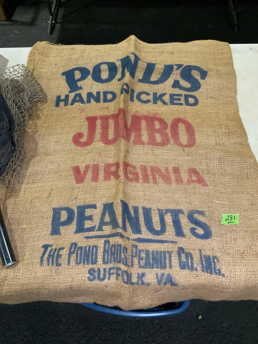 Image for Slag Glass Lamps, Advertising, Longaberger, Metal Toys, Vintage Games, Antique Furniture, Bottles