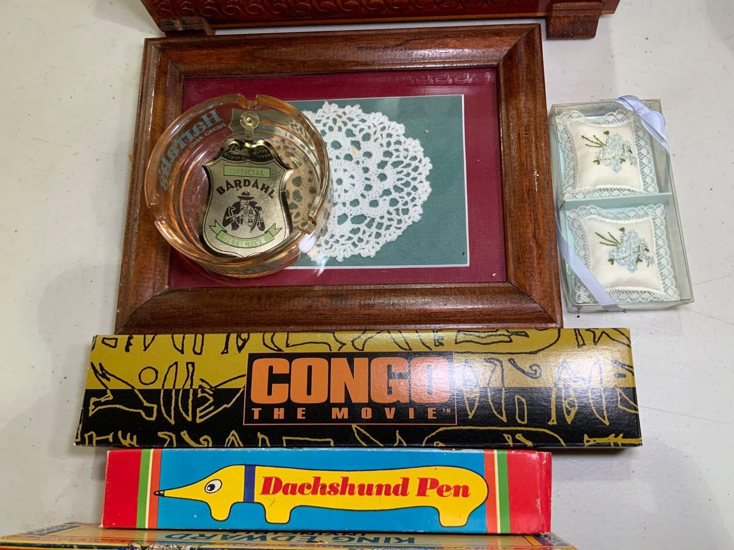 Image for Slag Glass Lamps, Advertising, Longaberger, Metal Toys, Vintage Games, Antique Furniture, Bottles