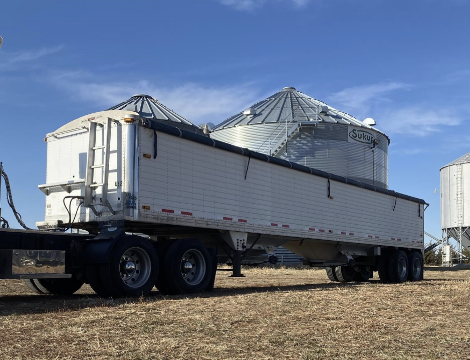 Image for Hunzeker Farms Timpte Trailer Online Auction