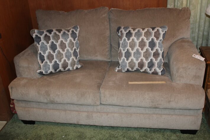 Image for Furniture, Quilts, Collectibles & More