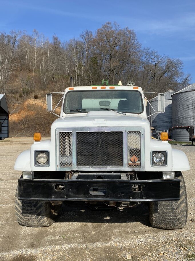 Image for 1989 International Navistar w/ New Leader L2020 GT Spreader