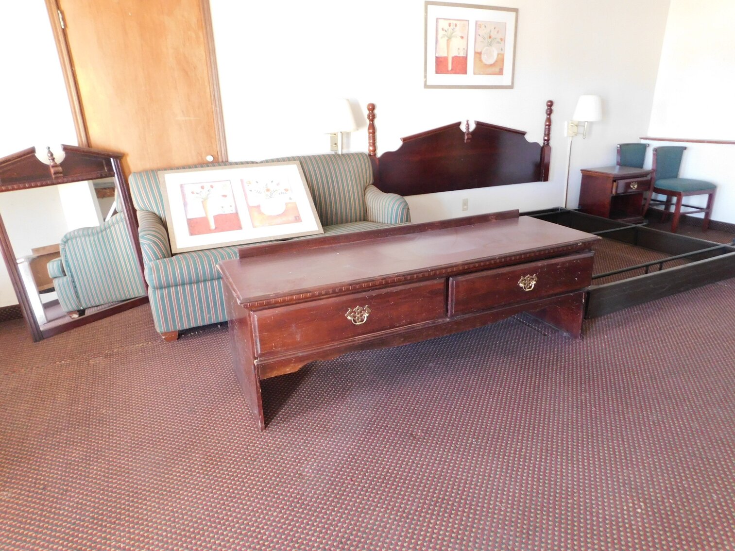 Image for Grafton, WV – Hotel Liquidation Auction: Restaurant Equipment, Furniture, Janitorial Supplies, and more!