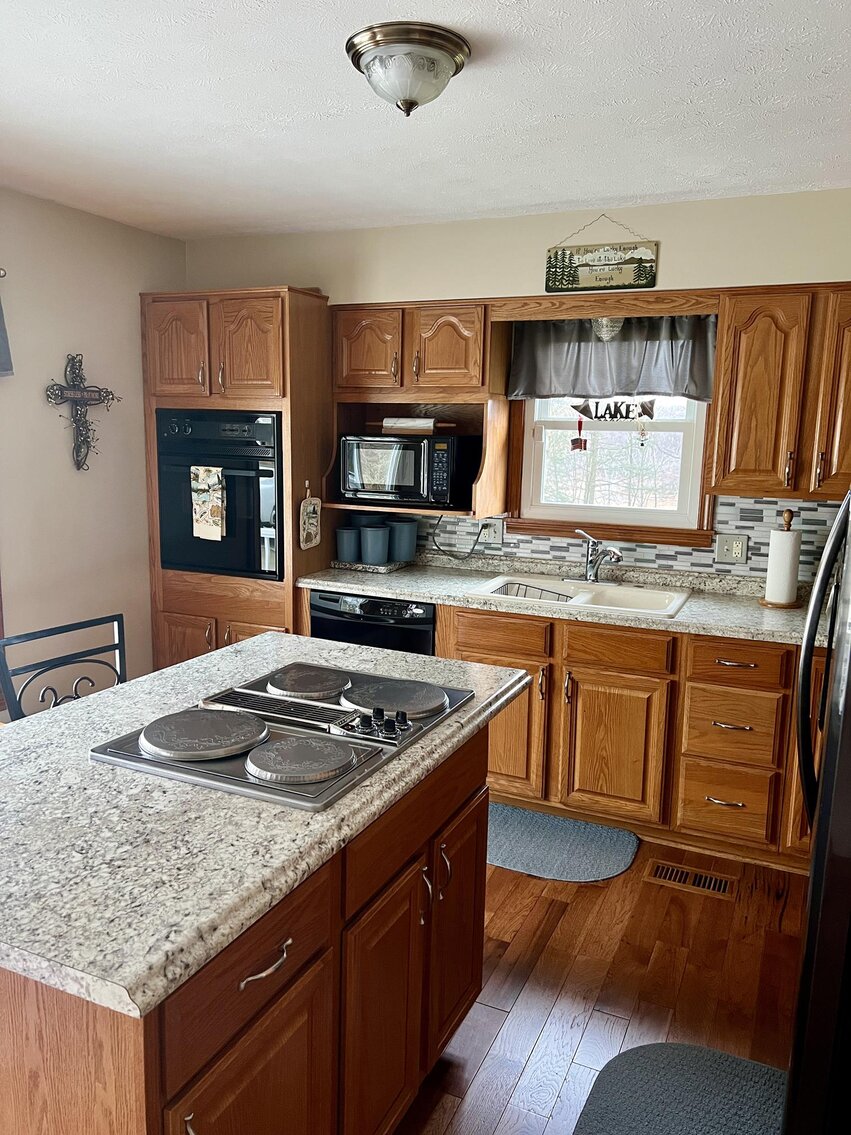 Image for SOLD $495,000 - Beautiful 3 Bedroom on 1-Acre on Summersville Lake