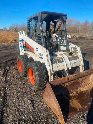 2010 Ford F-550 Super Duty With 11' Dump Box With Plow & Bobcat 763 Skid Steer