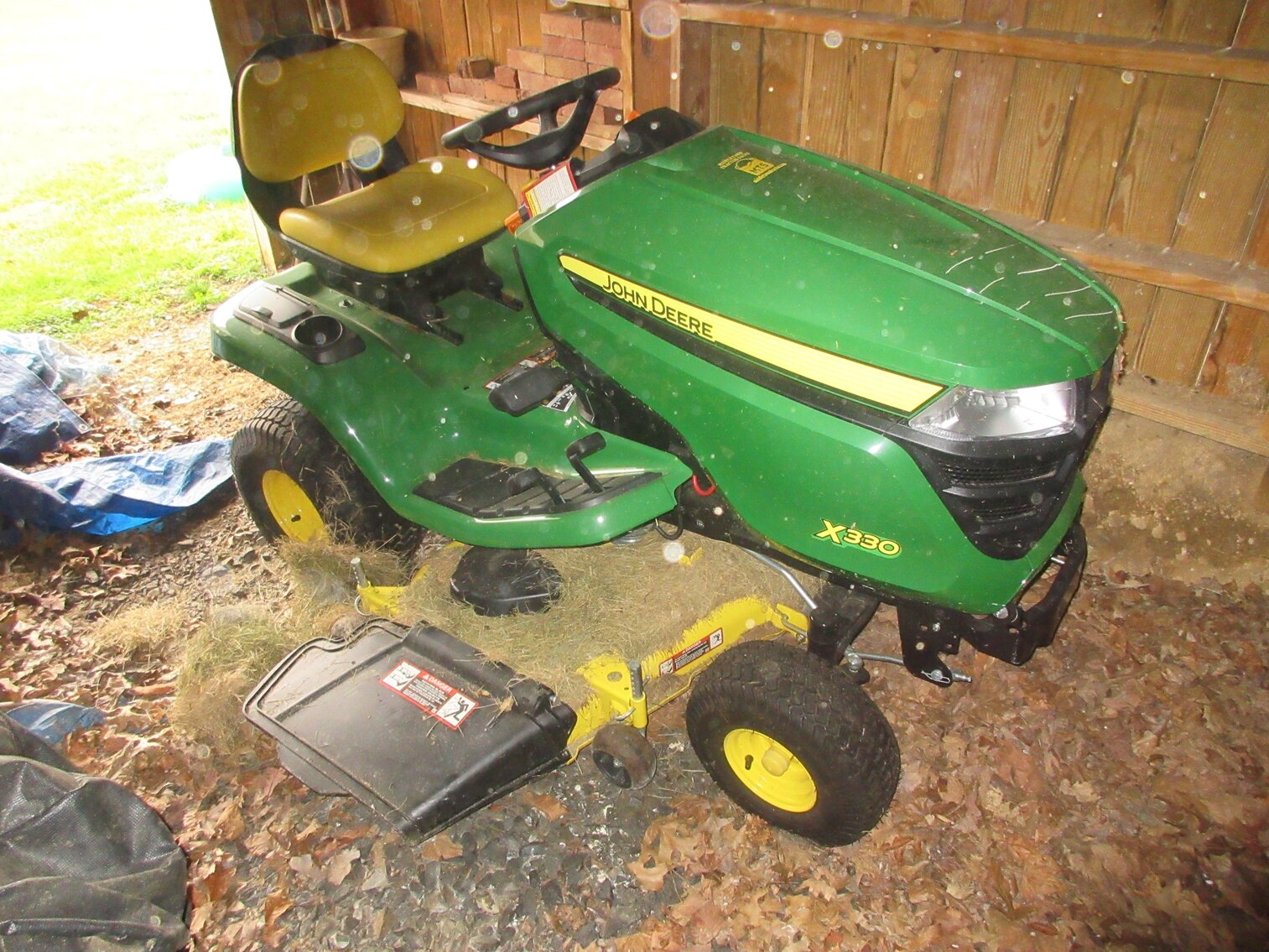 Image for Fairmont, WV – Estate of Barbara Lee Dodd: ’12 Toyota Avalon, JD X330 Mower, Furniture, Decorations, Quilts, and More!