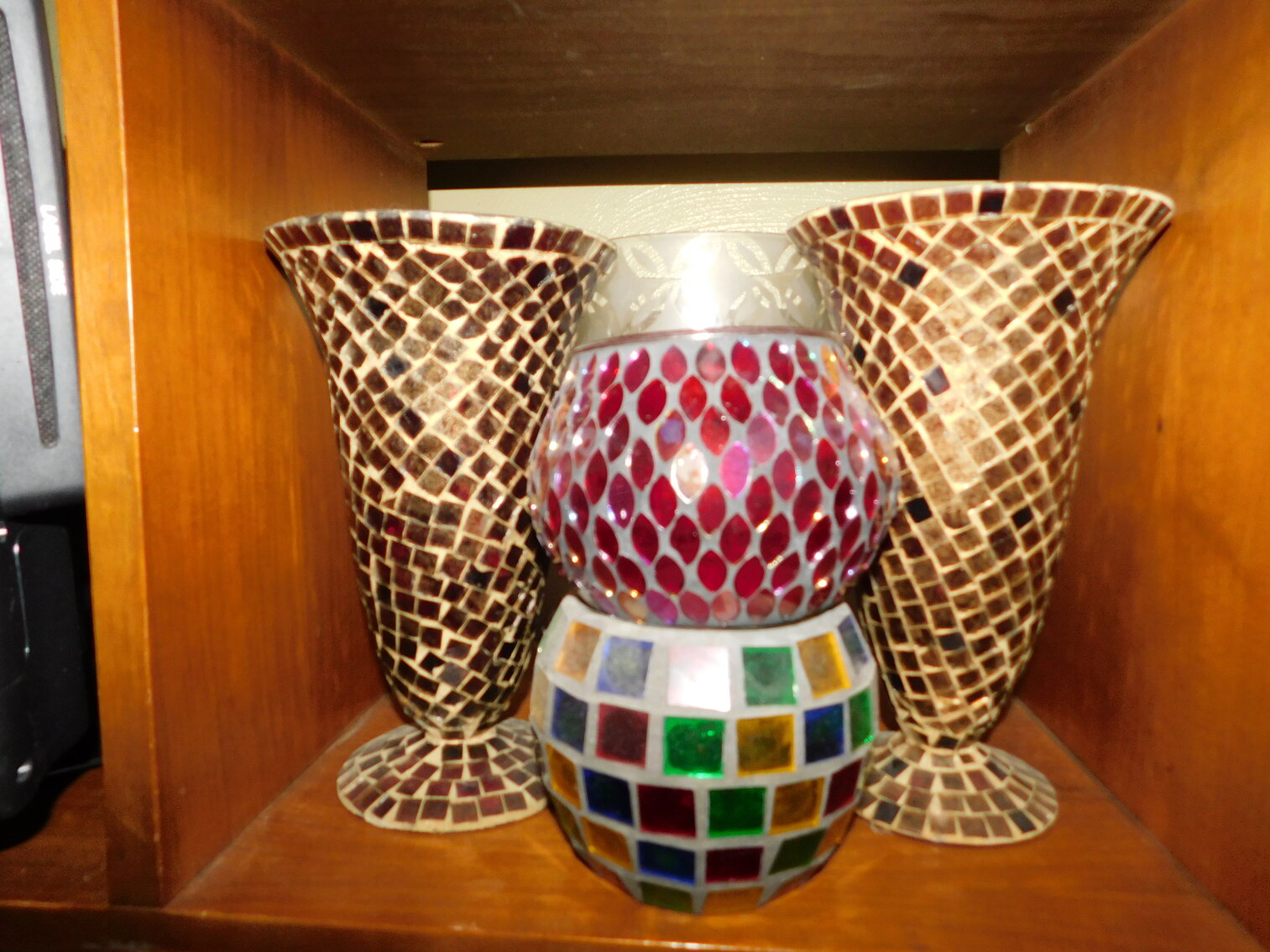 Image for Washington, PA – Estate of Laura Wickline: Christmas Décor, Furniture, Glassware & Kitchenware, Large Appliances, and More!