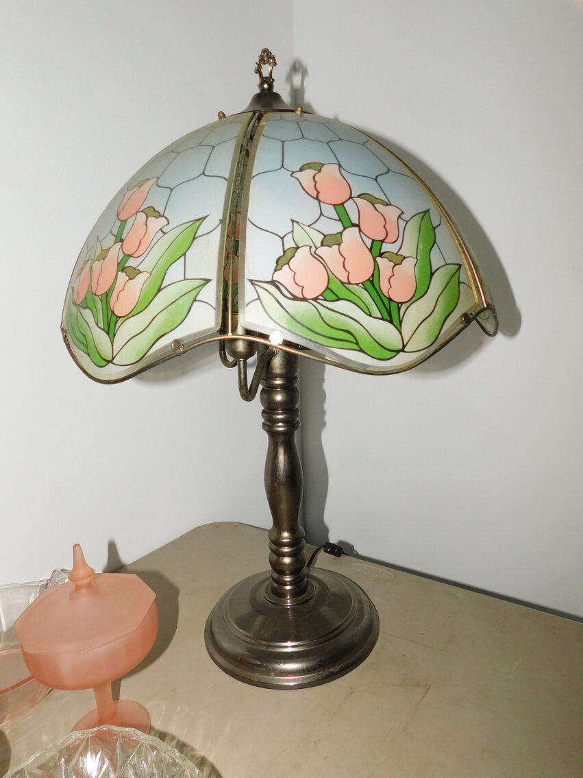 Image for Washington, PA – Estate of Laura Wickline: Christmas Décor, Furniture, Glassware & Kitchenware, Large Appliances, and More!