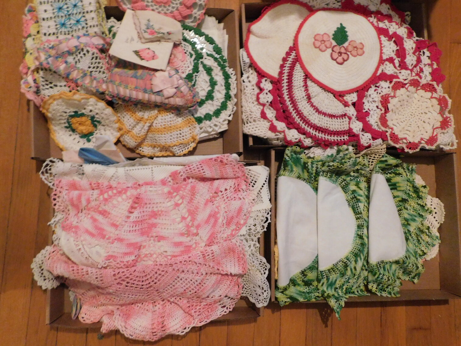 Image for Washington, PA – Estate of Laura Wickline: Christmas Décor, Furniture, Glassware & Kitchenware, Large Appliances, and More!