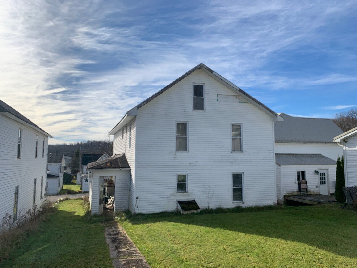 Image for SOLD $93,500 - 3 Story, 3 Bedroom Home Selling to the Highest Bidder