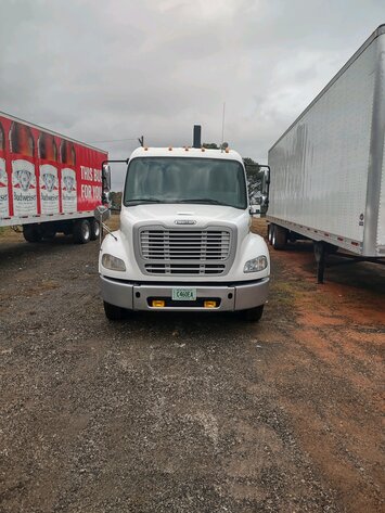 Image for Bank Seized 2019 Freightliner
