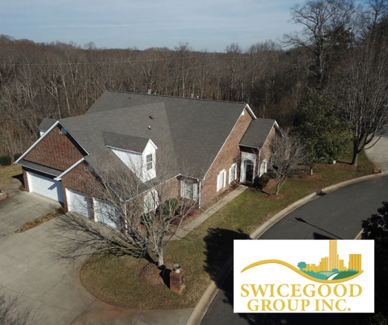 Image for Queens Crest