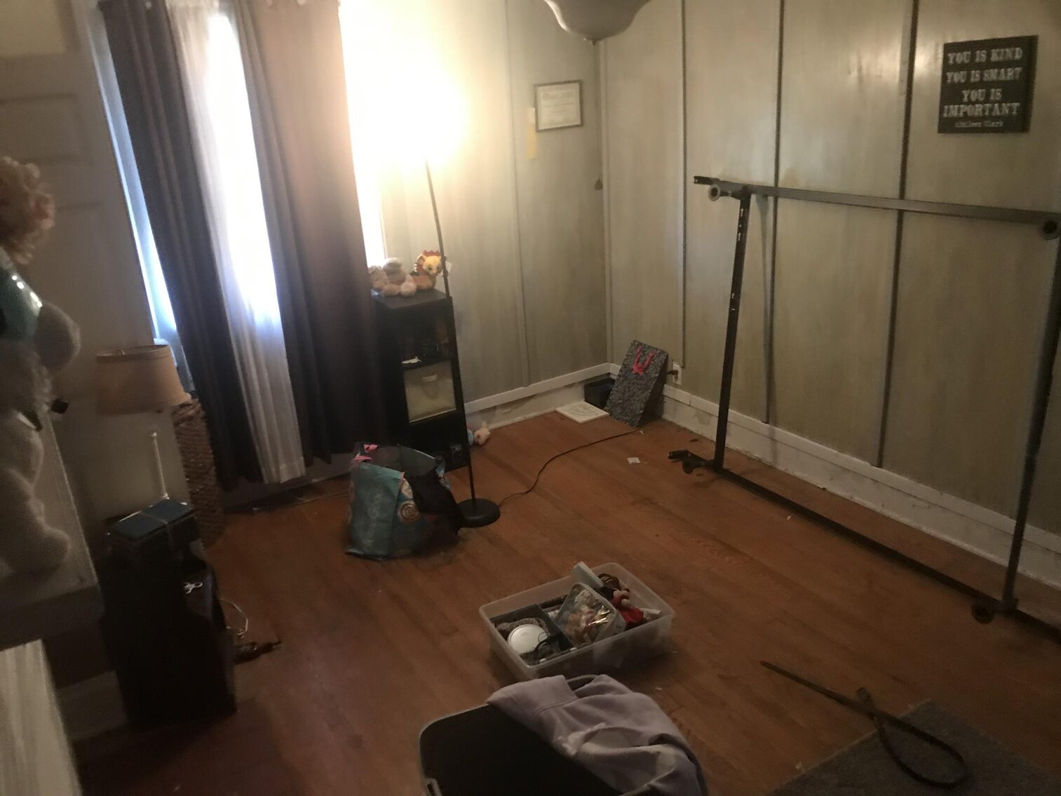 Image for SOLD $30,250 - 4 Bedroom in Charleston Selling to the Highest Bidder