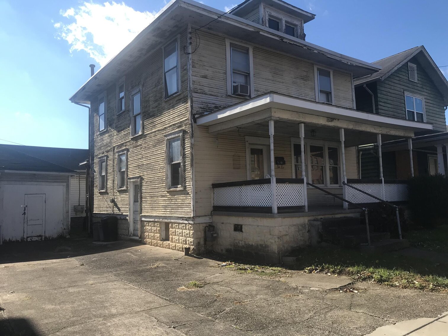 Image for SOLD $30,250 - 4 Bedroom in Charleston Selling to the Highest Bidder