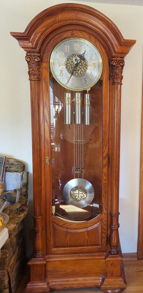 Elkview, WV Furniture, Glassware, China, Prints & Art, and More!