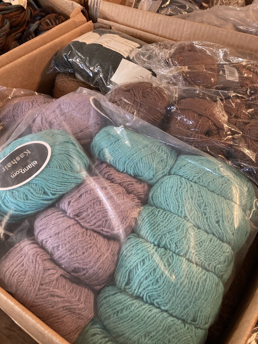 Image for Morgantown, WV – Estate of Shari Wilson: Looms, Spinning Wheels, Quality Yarn, Craft Items, and More!