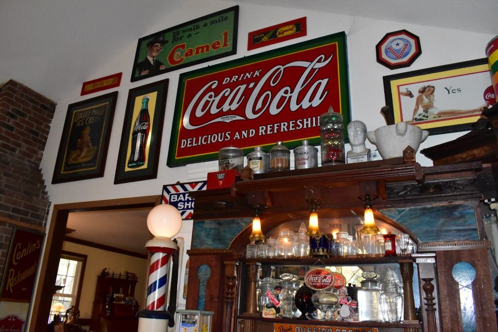 Image for Lifetime Collection of Woodson Giles - Moving to WVA