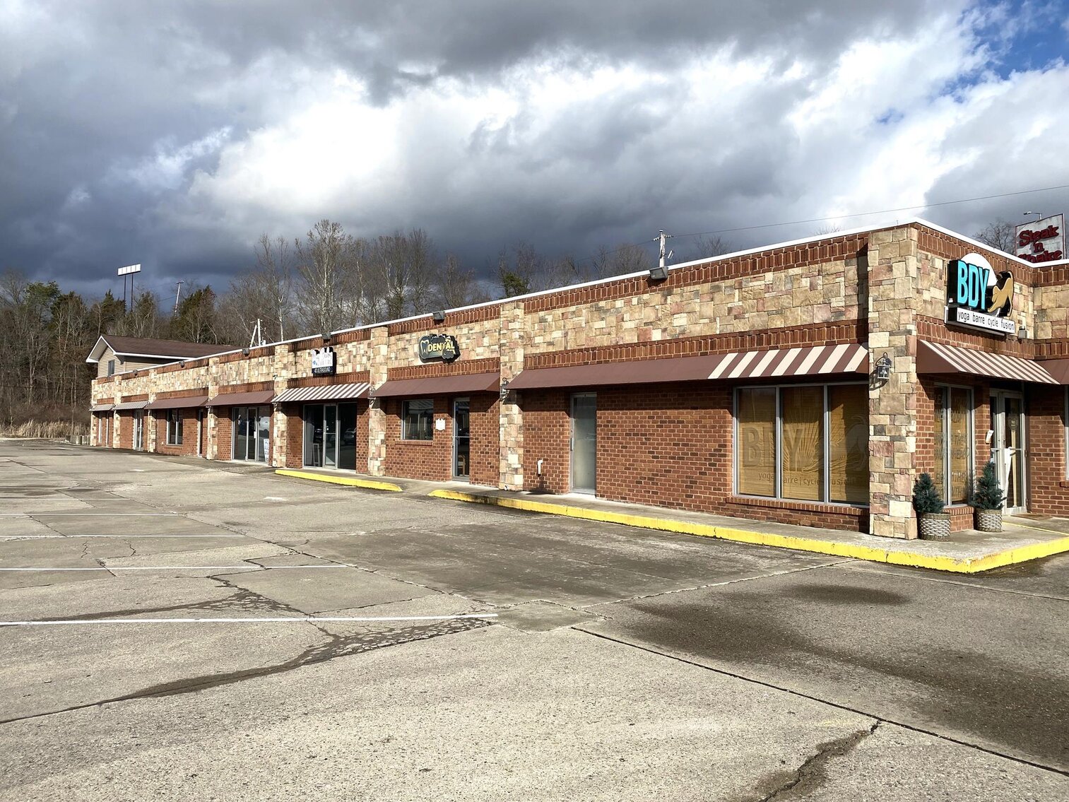 Image for SOLD $1,787,500 - Shopping Center on US-60 in Barboursville with Outstanding Revenue Stream