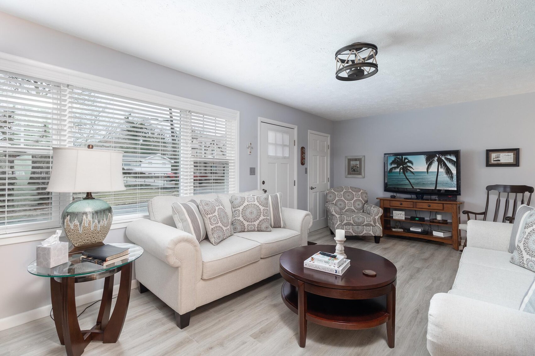 Image for SOLD $209,000 - Modern, Move-in Ready 3 Bedroom in Fairmont