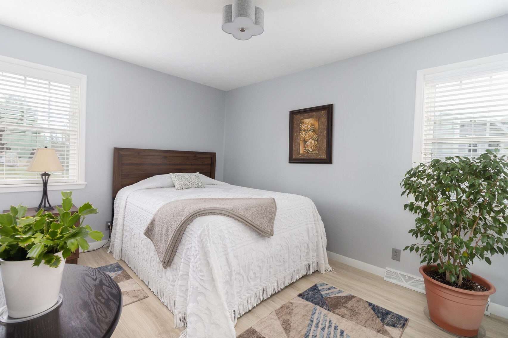 Image for SOLD $209,000 - Modern, Move-in Ready 3 Bedroom in Fairmont