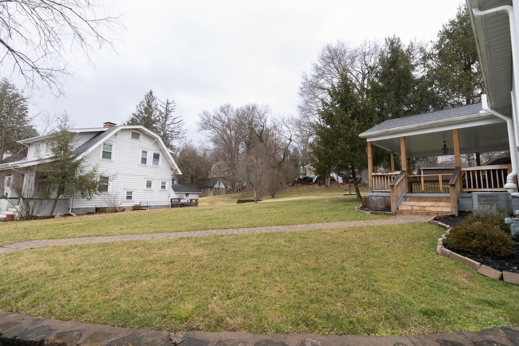 Image for SOLD $209,000 - Modern, Move-in Ready 3 Bedroom in Fairmont