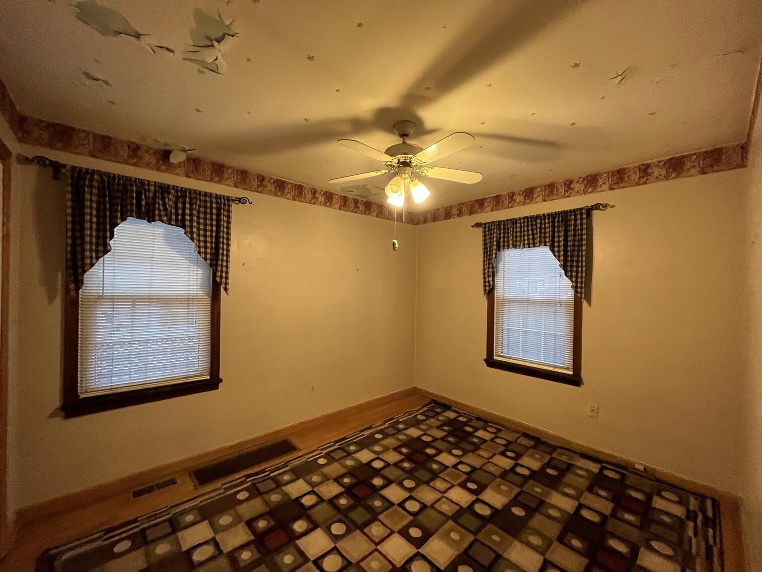 Image for SOLD $108,900 - Well-Maintained 2 Bedroom Brick Home