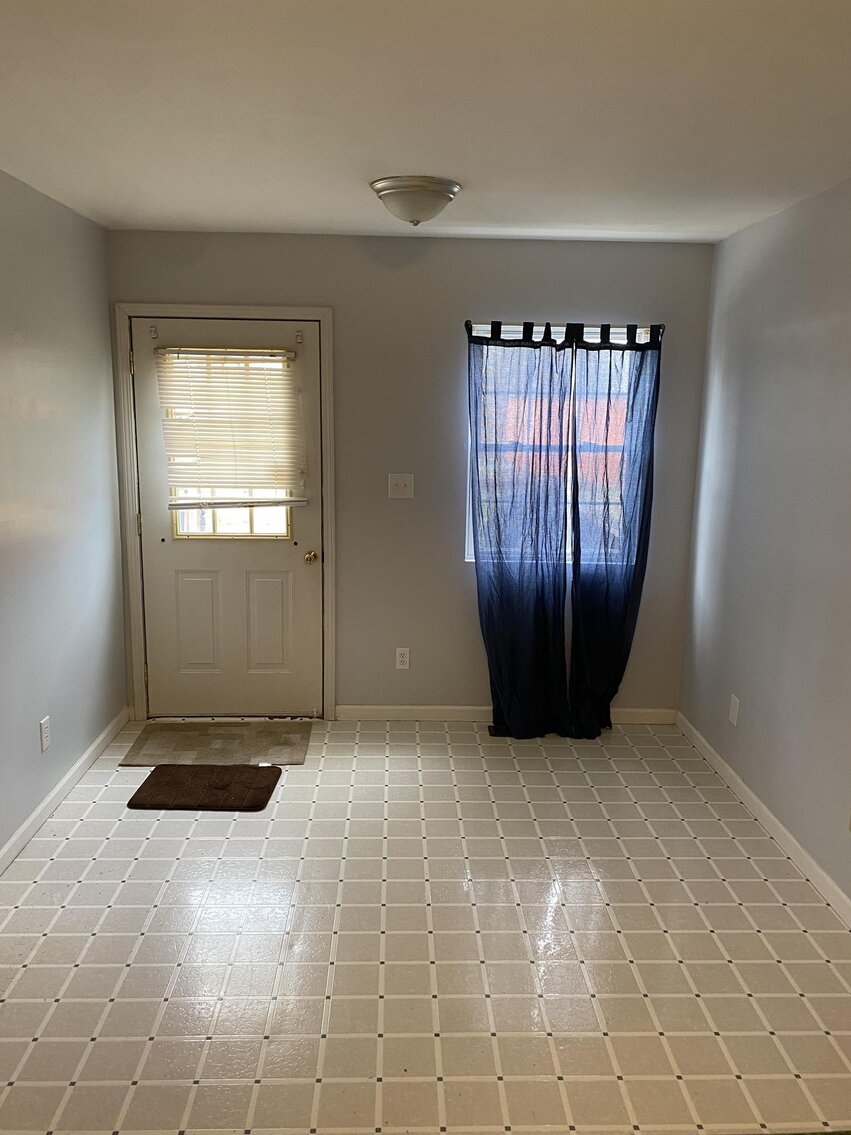 Image for SOLD $66,000 - Remodeled 3 Bedroom in Dunbar Selling to The Highest Bidder