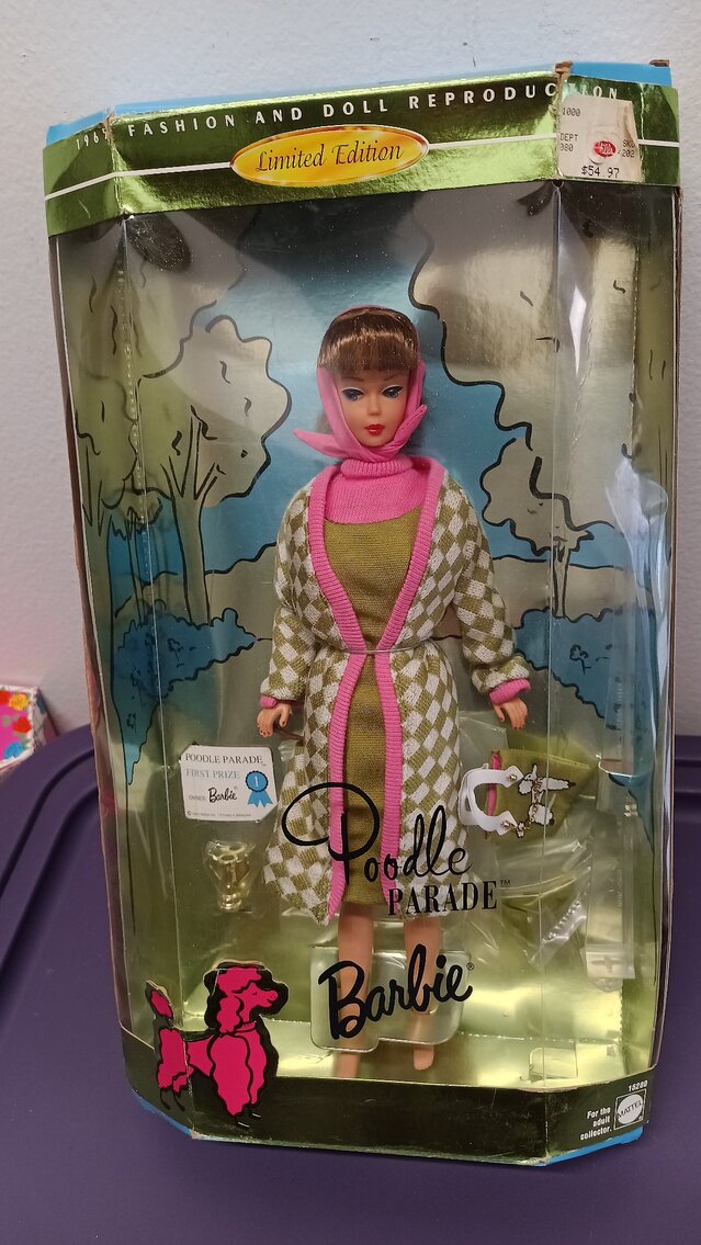 Image for St Albans, WV – Coins, Jewelry, Art Glass, Collectible Barbies!