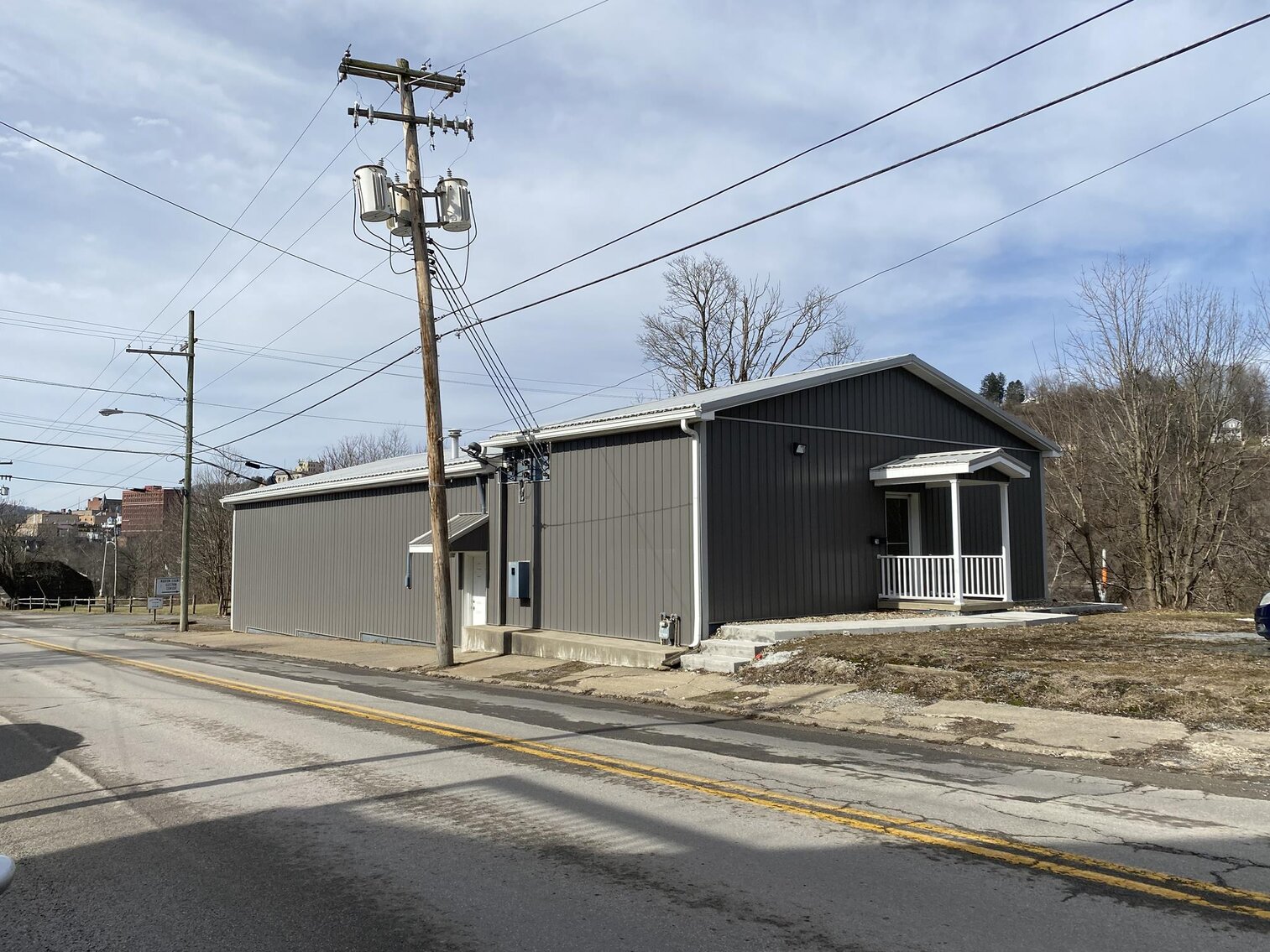 Image for SOLD $231,000 - Updated Commercial Building with Office & Warehouse Space