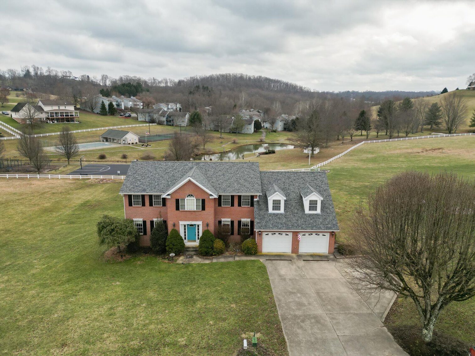 Image for SOLD $363,000 - Beautiful 4 Bedroom in the Southpointe Subdivision