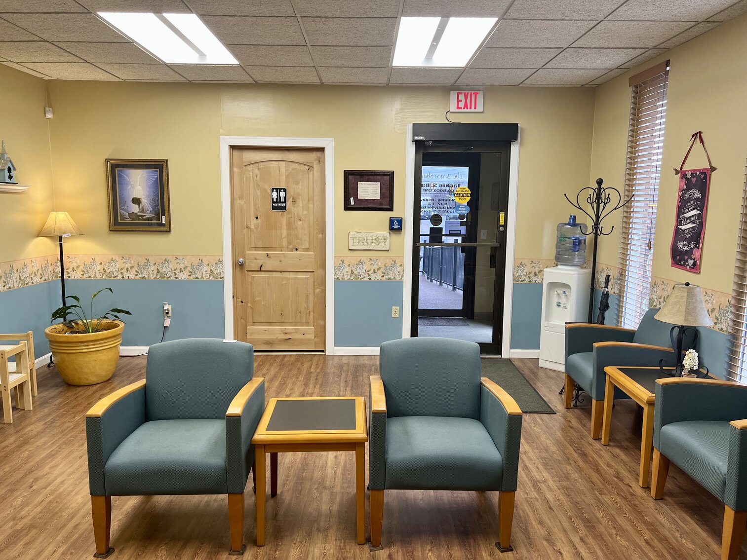 Image for SOLD $346,500 - Turn-Key Professional Building on US-60 in Huntington