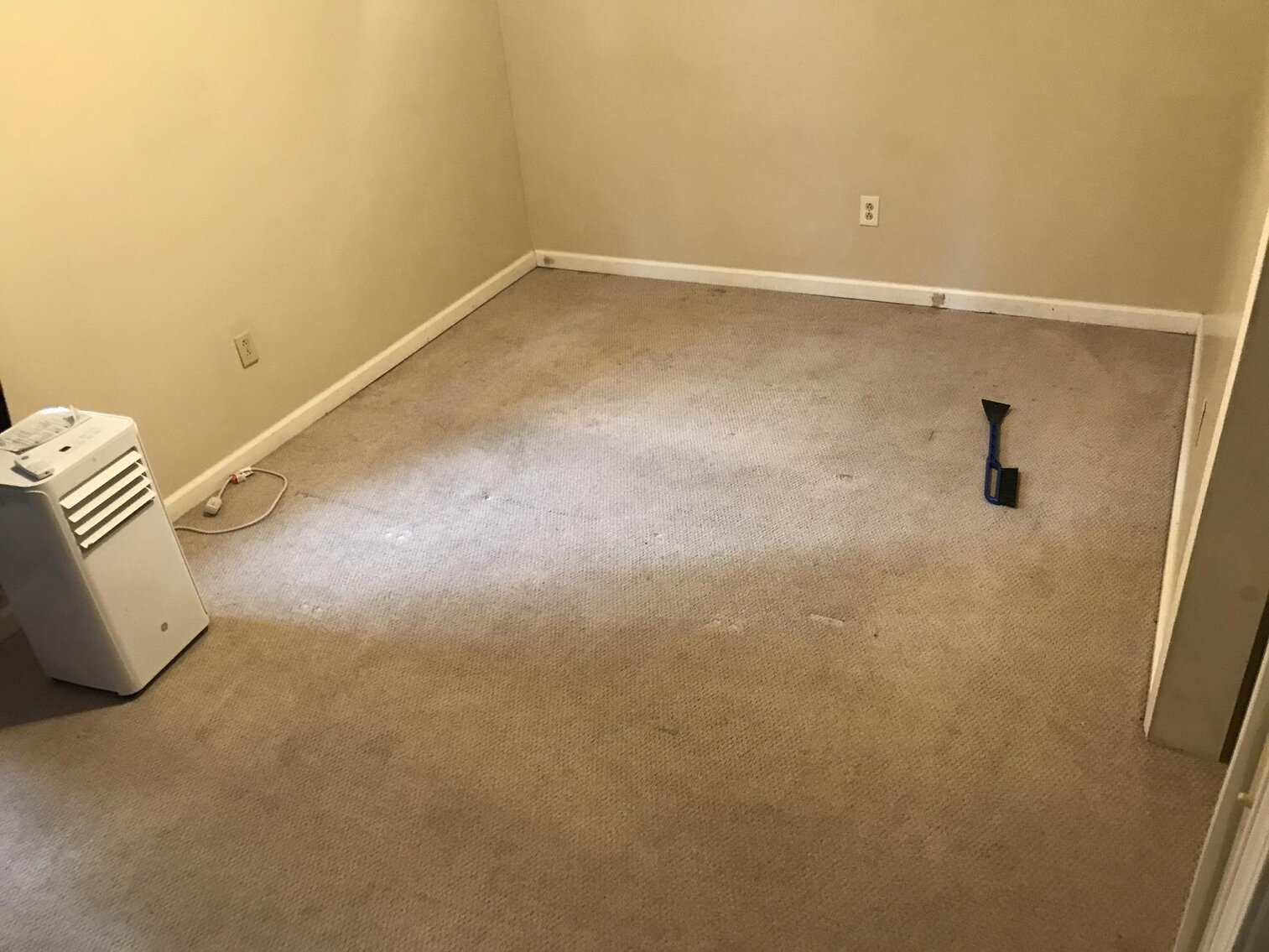 Image for SOLD $82,500 - Commercial Building with Apartment on 1 Acre