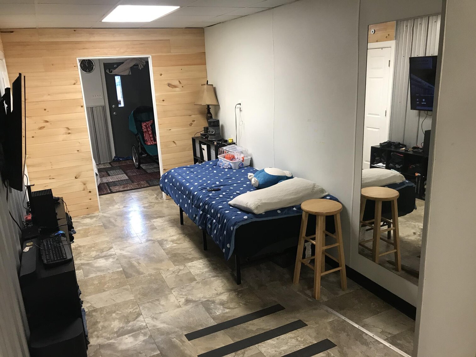 Image for SOLD $82,500 - Commercial Building with Apartment on 1 Acre