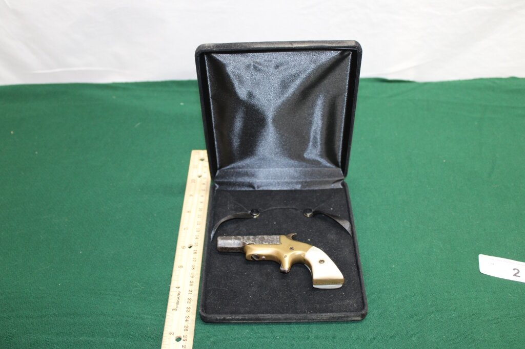 Image for Firearms, WW2 Memorabilia, Vintage Shotgun Boxes, Vintage Collectibles & More