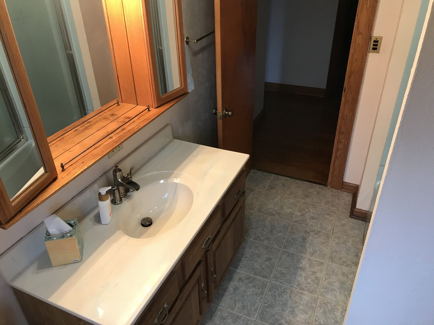 Image for SOLD $176,000 - Move-in Ready 5 Bedroom in St. Albans