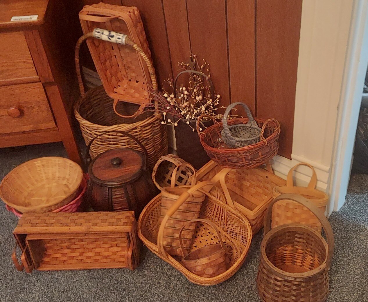 Image for Proctorville, OH – Art by Peter Max, Lawn Furniture, Jewelry, Furniture, Appliances, Tools, and more!