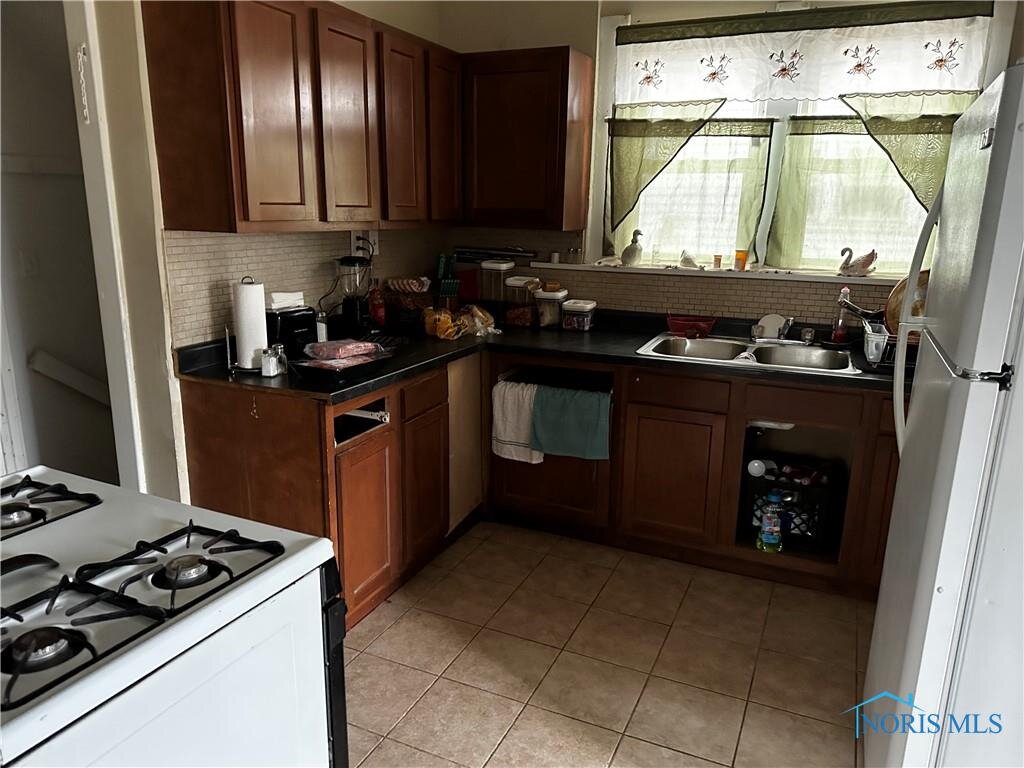 Image for SOLD PRIOR TO AUCTION!! 4228 N Lockwood Ave