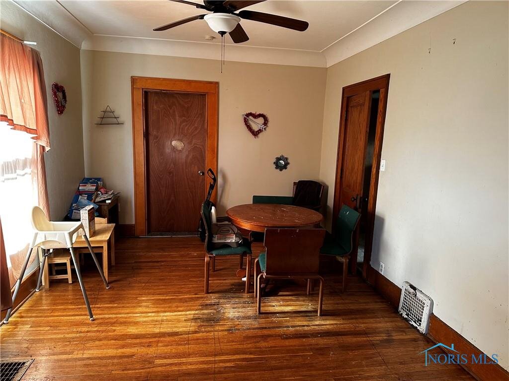 MINIMUM BID AUCTION 30,000! 440 Somerset St