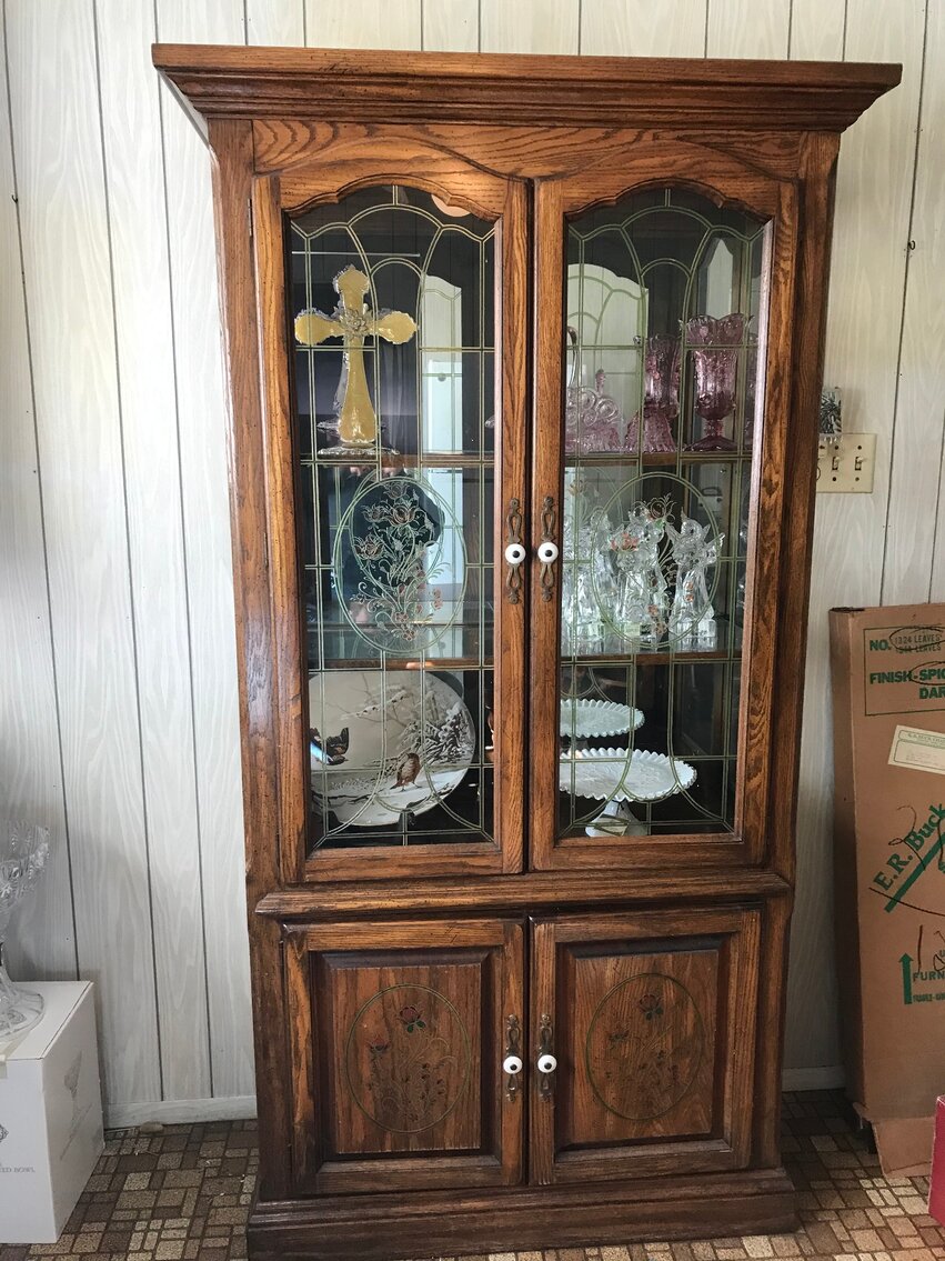 Image for Fredericktown, PA – Glassware, China, Quilts, Furniture, Household Items & Appliances