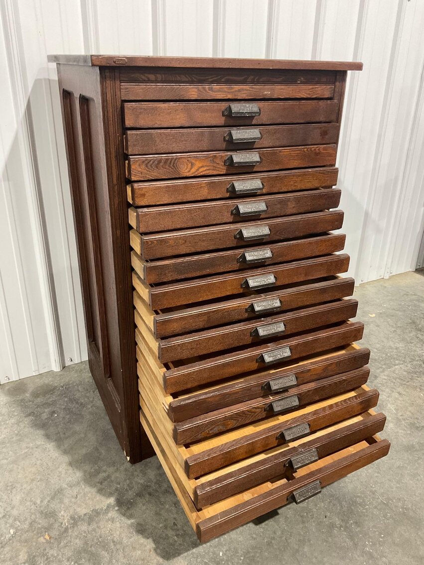 Image for Oldham Consignment Auction