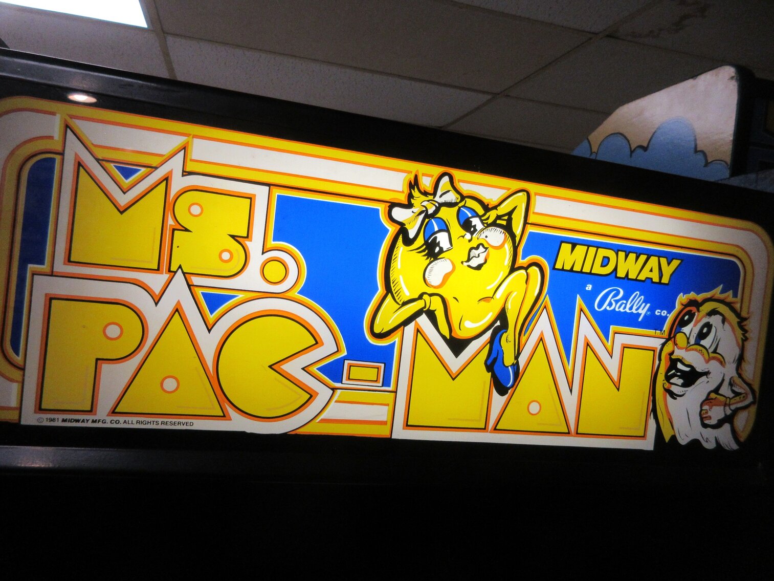 Image for Carmichaels, PA – Skyview Drive-In Theatre Auction: Marquee Sign, Projectors, Audio Equipment, Kitchen Equipment & More!