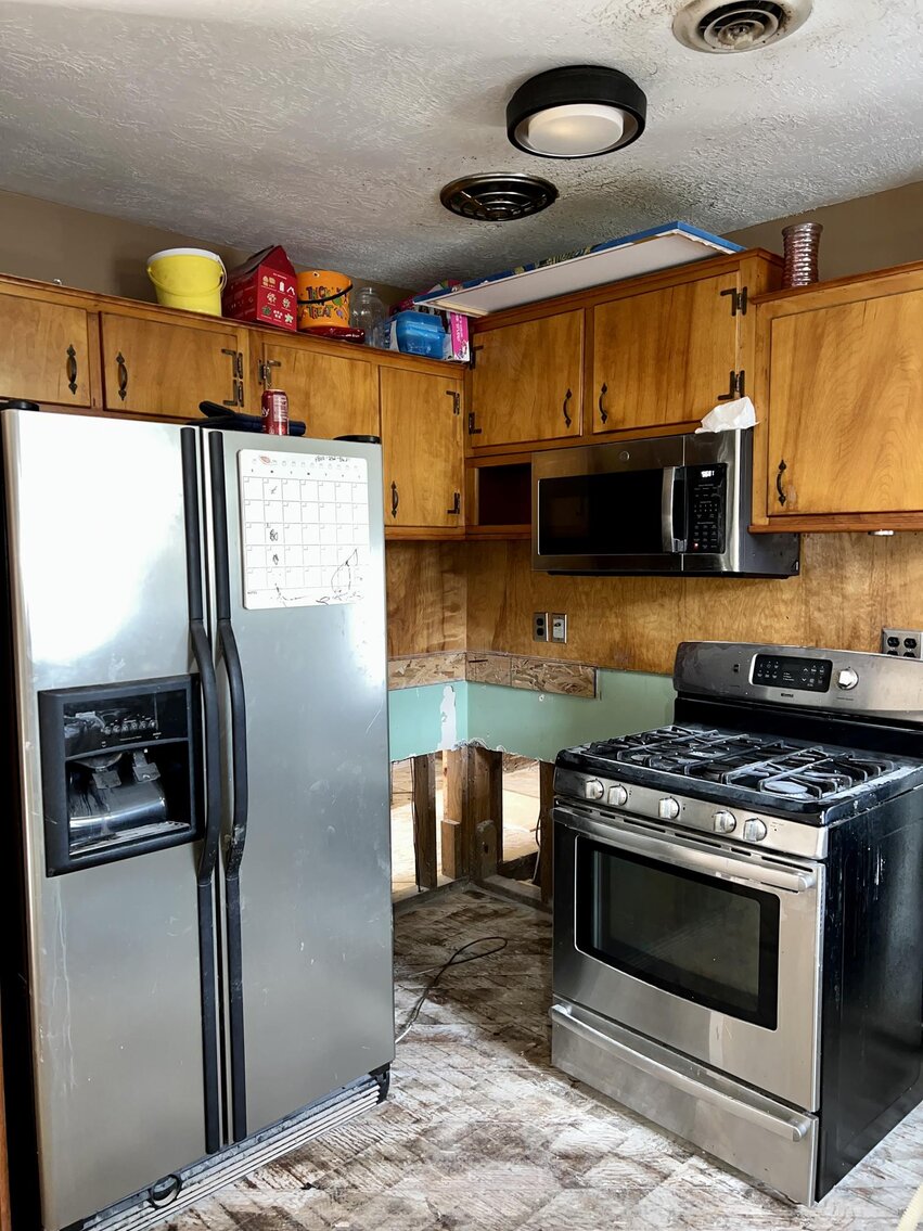 Image for SOLD - 2 Bedroom Project Home Selling to the Highest Bidder