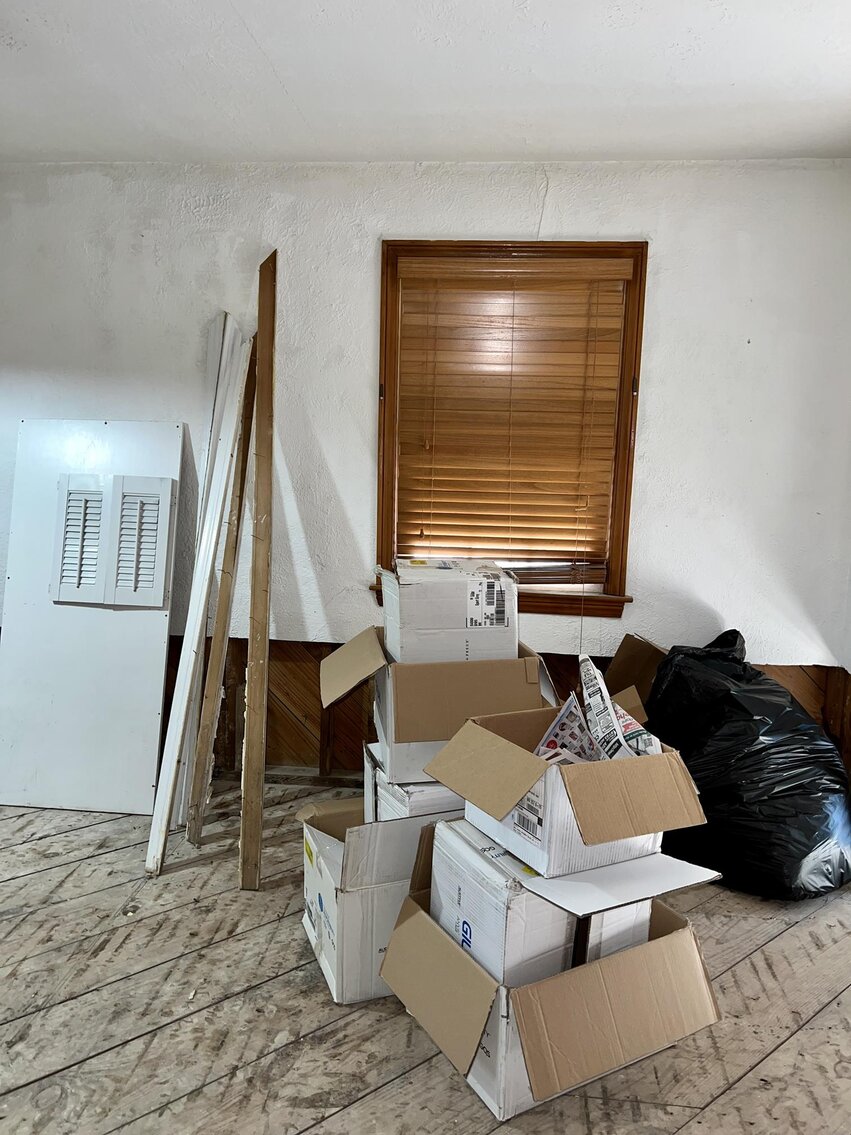 Image for SOLD - 2 Bedroom Project Home Selling to the Highest Bidder