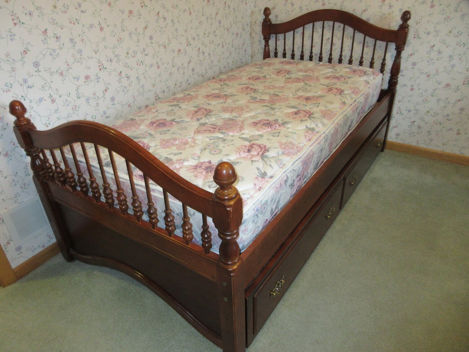 WV Moving Auction Modern & Antique Furniture, China