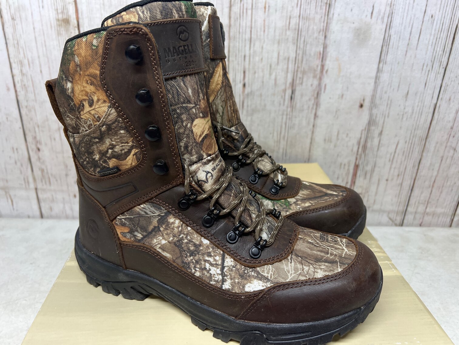 Image for Mar 23 Sporting, Footwear, Clothing Auction