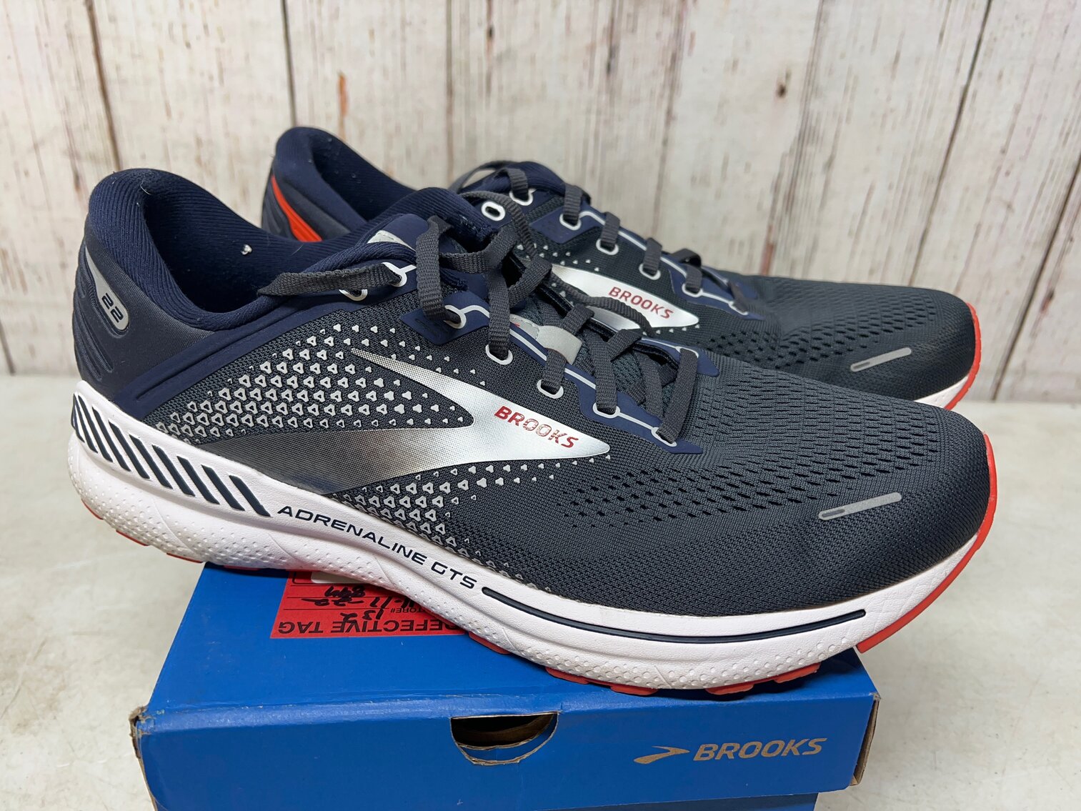 Image for Mar 23 Sporting, Footwear, Clothing Auction