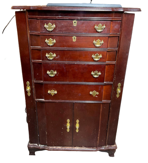 Image for Estate Sale | North Wales, PA | April 3, 2023 at 8:00 PM