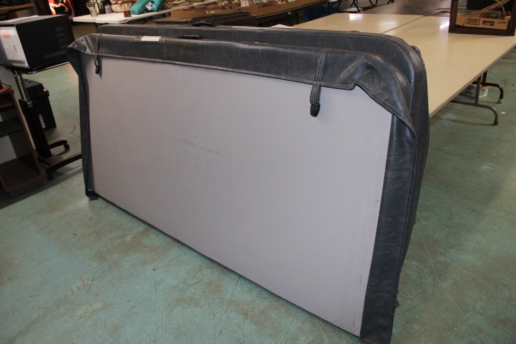 Image for Fenton, Household, Collectibles, Artificial Flowers & More