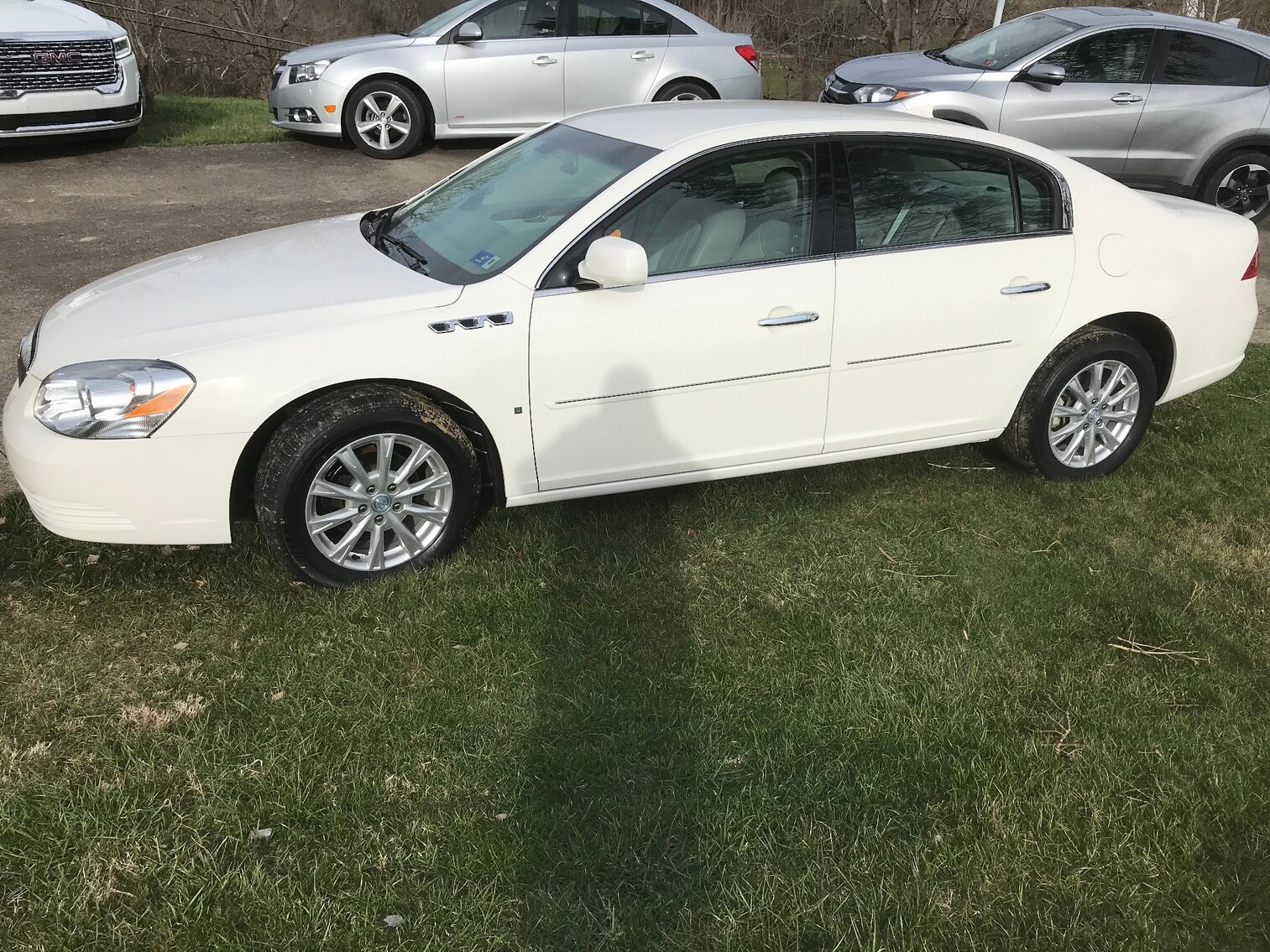 Image for Morgantown, WV – Walter Wymer Estate: Vehicles, Lawn Care Equipment, Huge Selection of Davis & Lynch Glass, Gun Safe, Ammo, Knives, Household Items, and more!